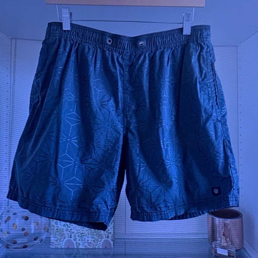 Men's Black Geometric Swim Trunks